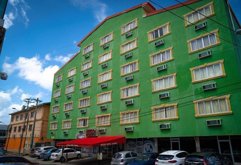 اتاق پنت هاوس, Metro Hotel Couva