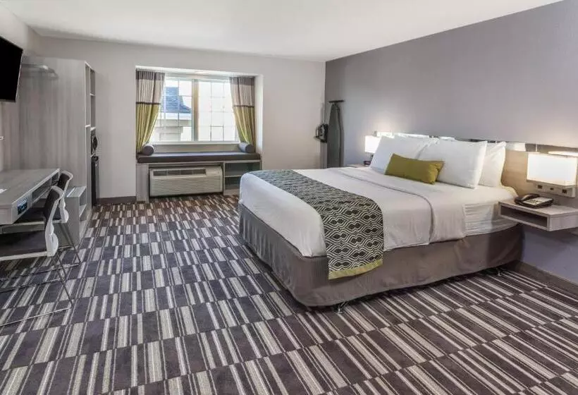 身障者適用スタンダードルーム, Microtel Inn & Suites By Wyndham West Fargo Near Medical Center