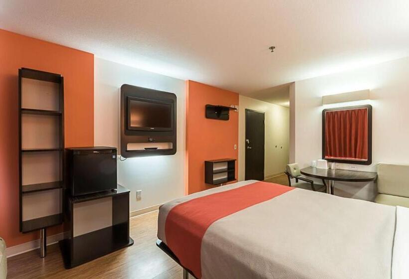 身障者適用スタンダードルーム, Motel 6 Moosomin, Sk