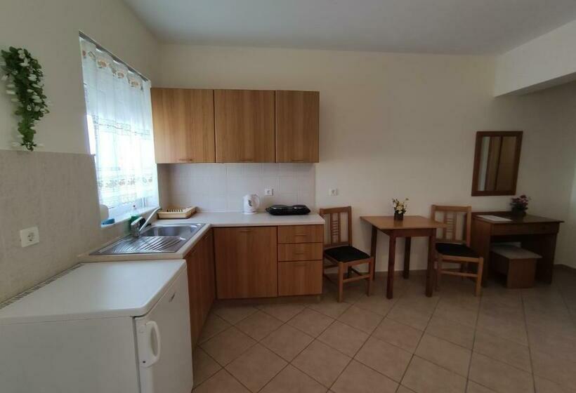 １ベッドルームアパートメント, Nikos 2 Studios & Apartments