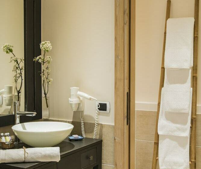 סוויטת ג'וניור, Relais Colle Buono