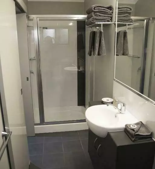 Standard Kolmen Hengen Huone, The Rocks Motel