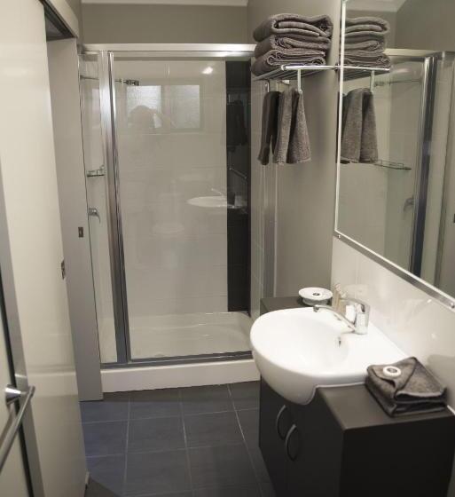 اتاق استاندارد با چشمانداز باغ, The Rocks Motel