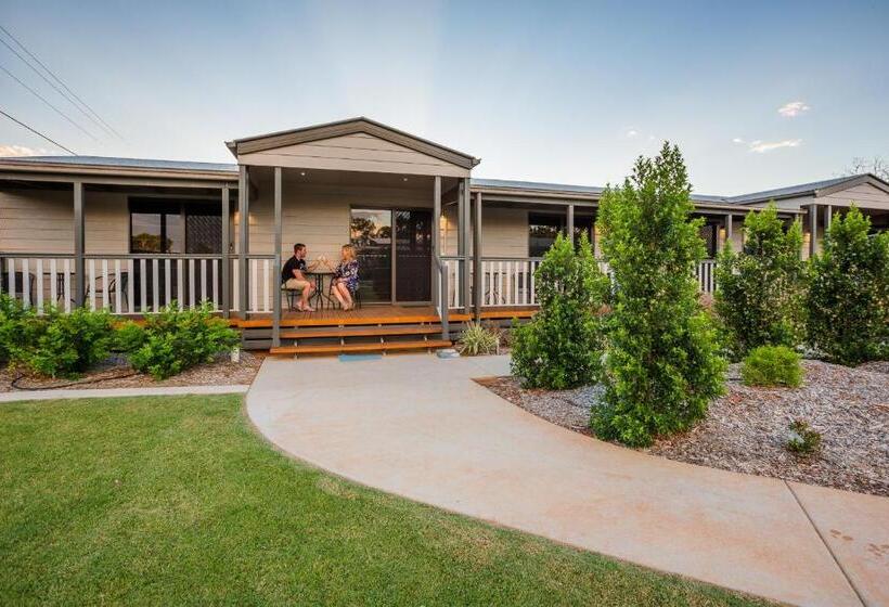 اتاق استاندارد برای معلولان, The Rocks Motel