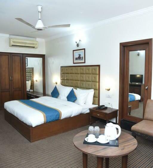 Quarto Deluxe, Belair Suites Pune