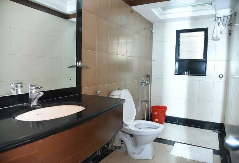 Quarto Deluxe, Belair Suites Pune