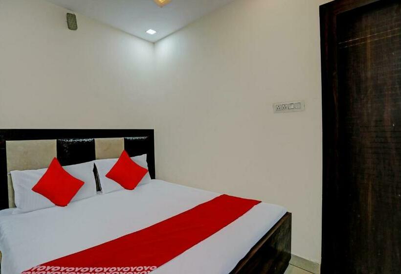 Трехместный Номер Классика, Oyo Flagship 81525b Hotel Avenue