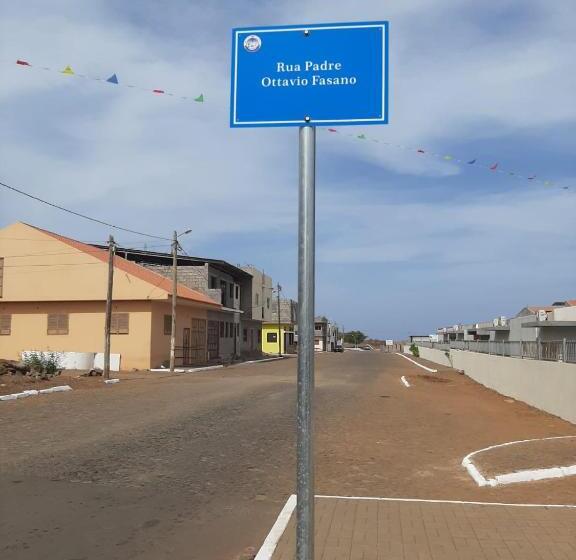 اتاق استاندارد یک نفره, Pensione Casa Da Amizade B&b