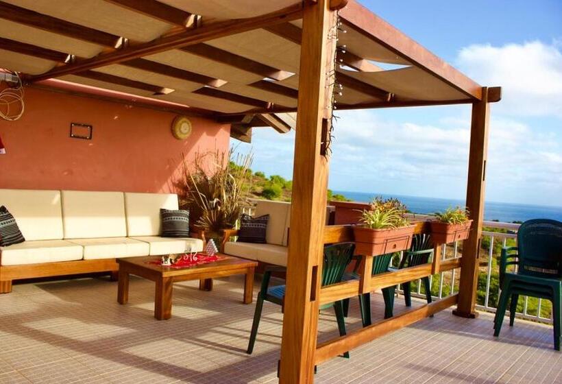 اتاق استاندارد یک نفره, Pensione Casa Da Amizade B&b