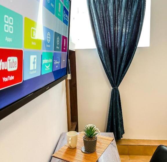 エコノミールーム, Private Rooms In Silvy S Pretty House