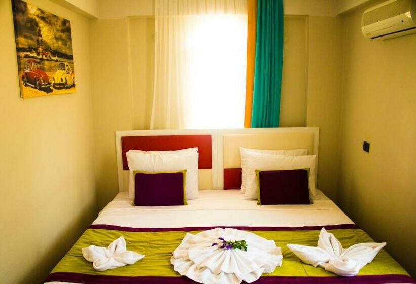 标准间, Ephesus Hera