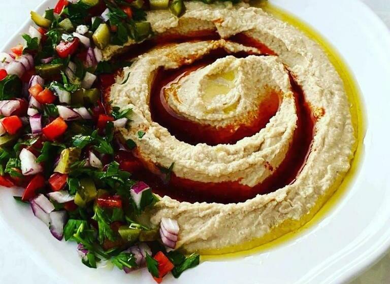 标准三人间, Ephesus Hera