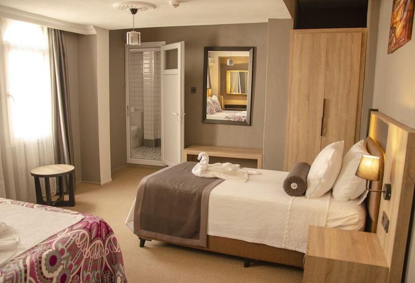 Трехместный Номер Deluxe, Ephesus Hera