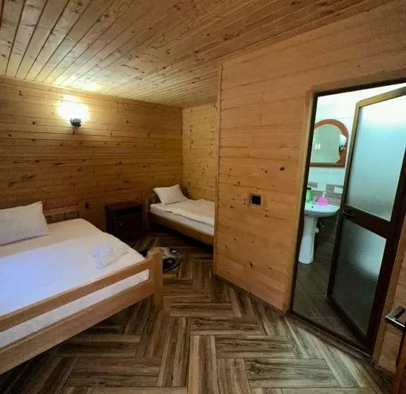 اتاق استاندارد سه نفره, Valbona Relax