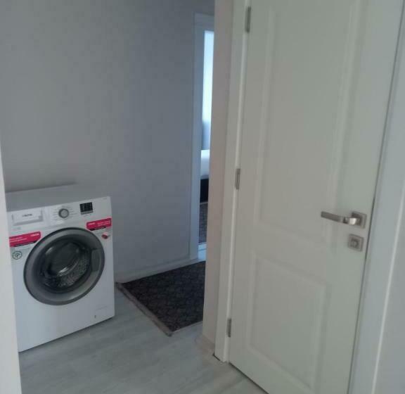 带1个卧室的带海景的公寓, Peker Apart