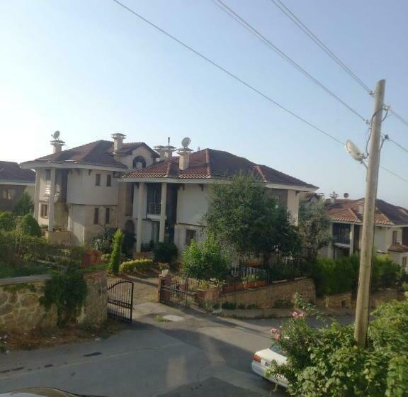 آپارتمان 1 خوابه با چشم‌انداز دریا, Peker Apart