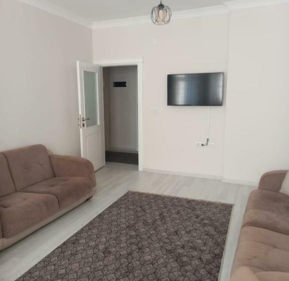 带1个卧室的带海景的公寓, Peker Apart