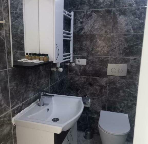 带1个卧室的带海景的公寓, Peker Apart