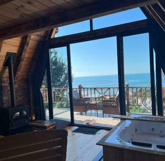 بنجلو قياسى, Mavera Suit Bungalow