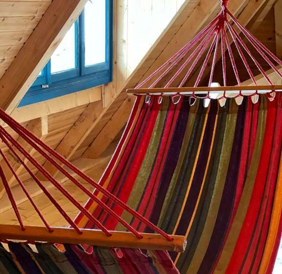 منزل غرفة نوم واحدة, La Patru Daci