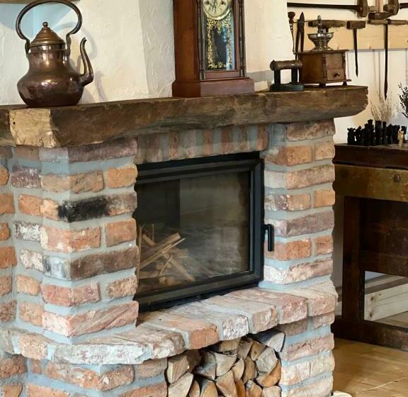 منزل غرفة نوم واحدة, La Patru Daci