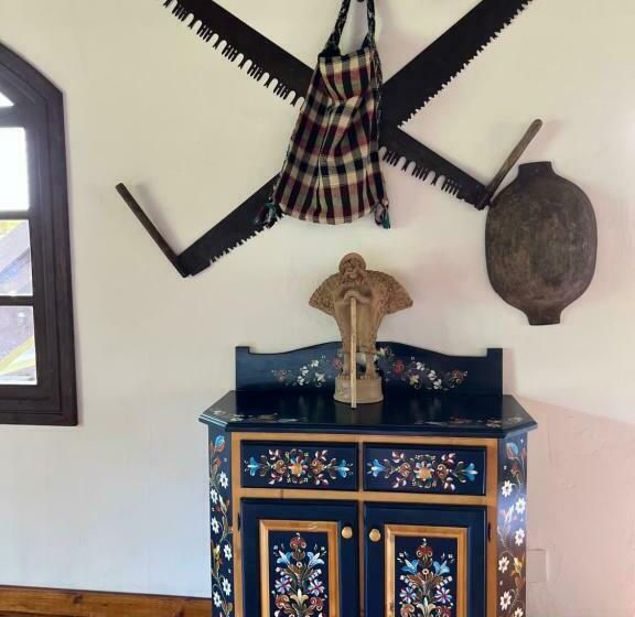 منزل غرفتين نوم, La Patru Daci