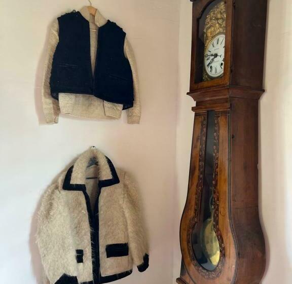 منزل غرفتين نوم, La Patru Daci