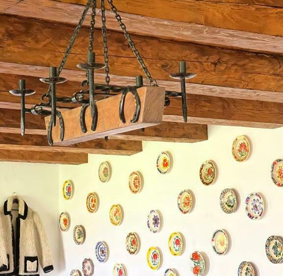 منزل غرفتين نوم, La Patru Daci