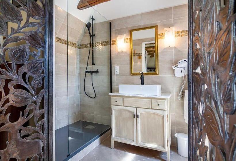 ガーデンビュースタンダードルーム, Le Mas De Monsieur