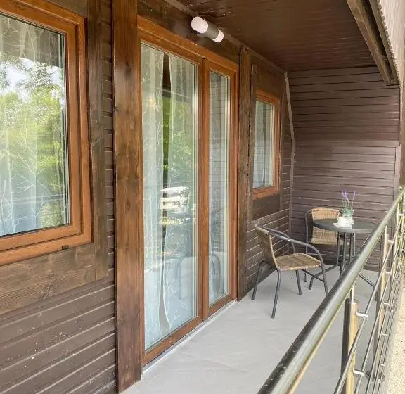 Deluxe-huoneisto 1 Makuuhuone, Horizont Idéző Parkmotel