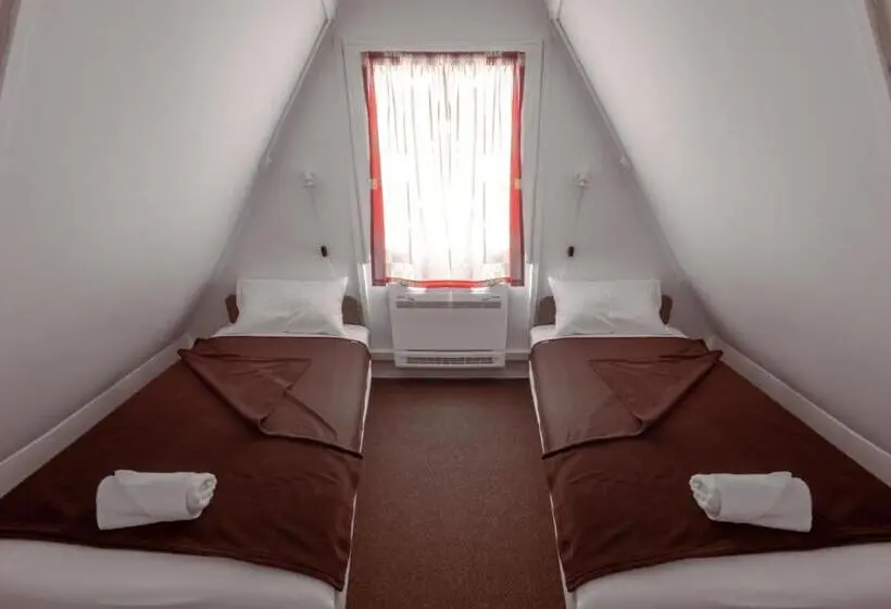 Huoneisto 1 Makuuhuone, Horizont Idéző Parkmotel
