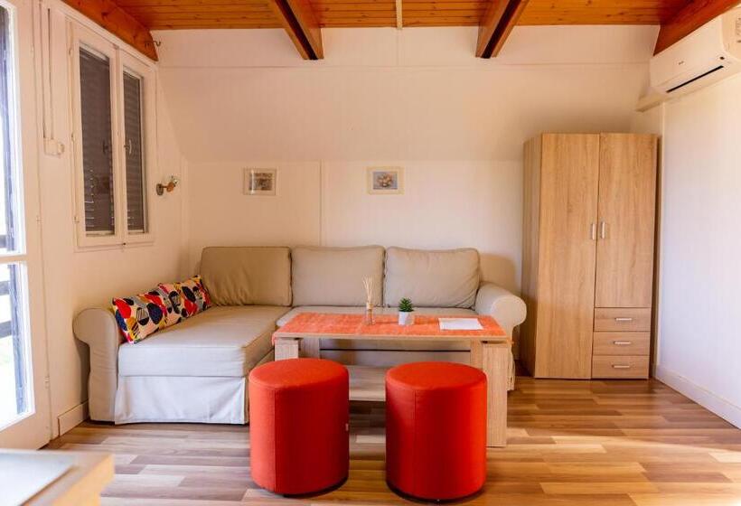 آپارتمان 1 خوابه, Horizont Idéző Parkmotel