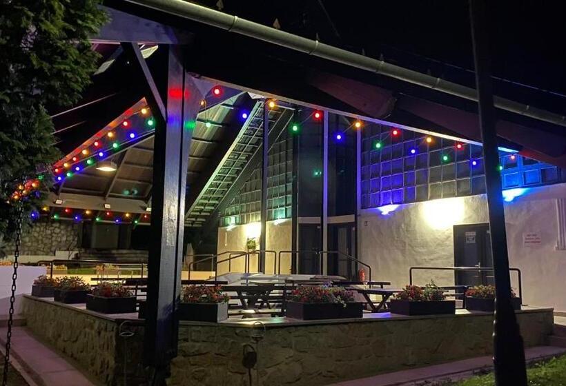 آپارتمان لوکس 1 خوابه, Horizont Idéző Parkmotel