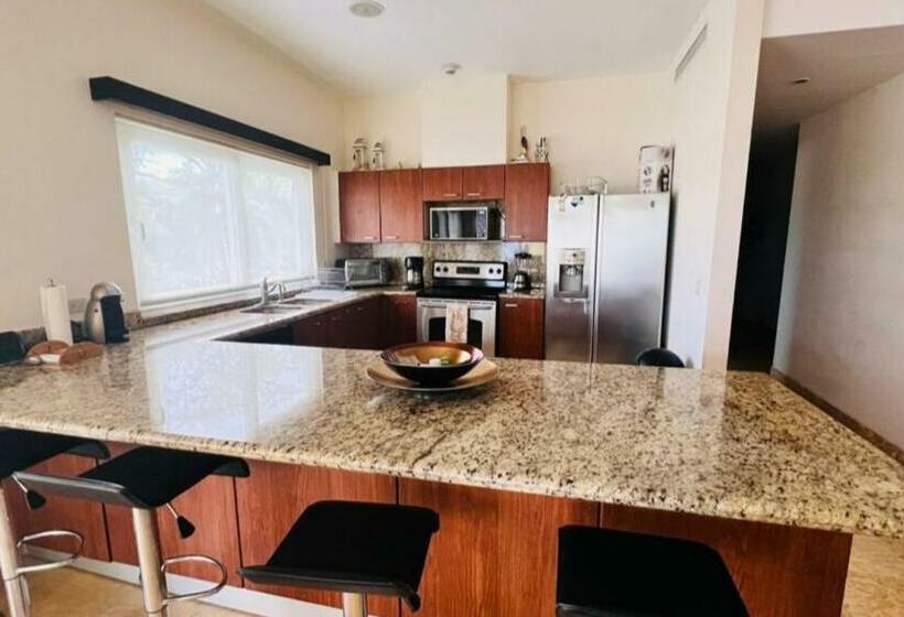 Номер Deluxe Вид на Море, Acqua Residences