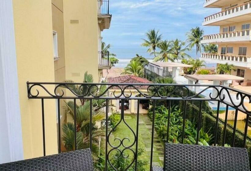 Номер Deluxe Вид на Море, Acqua Residences