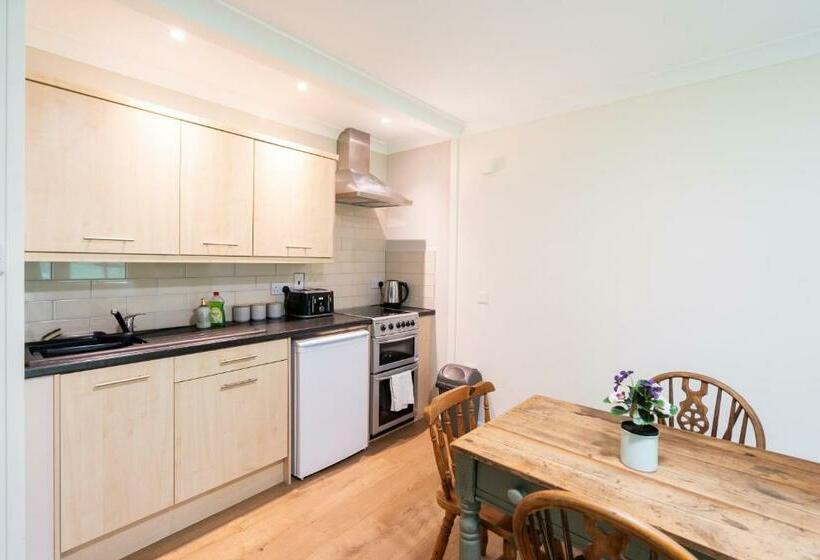 Номер Стандарт, Kettleburgh Chequers