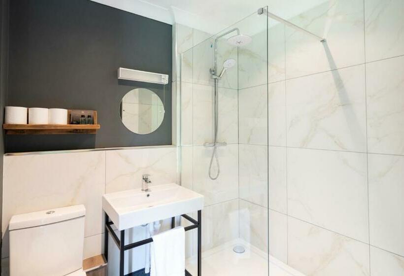 Номер Стандарт, Kettleburgh Chequers