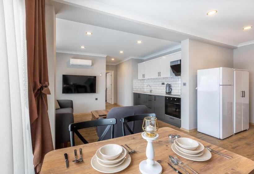 스탠다드 스튜디오, Brandhill Apart