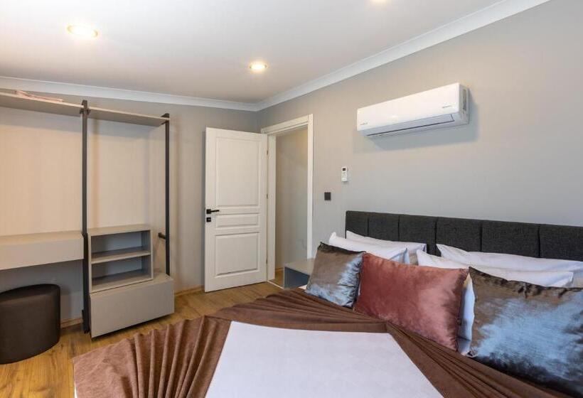 스탠다드 스튜디오, Brandhill Apart