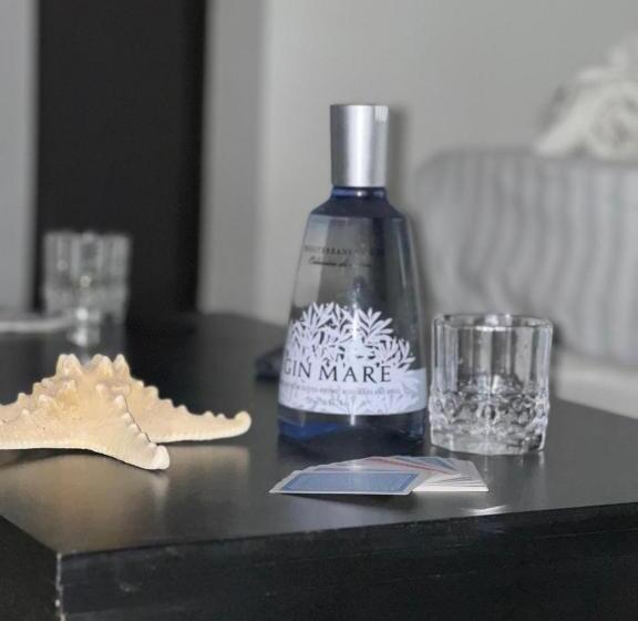 اتاق استاندارد چهارنفره با بالکن, Drymades Mare Blue
