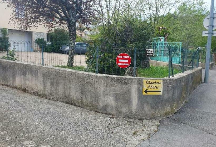 اتاق استاندارد, La Nazadaire