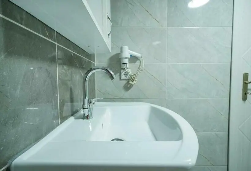 Standard-huone, Yaşam