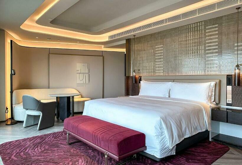Büyük Çift Kişilik Yataklı Junior Süiti, Intercontinental Hotels Shenzhen Wecc, An Ihg