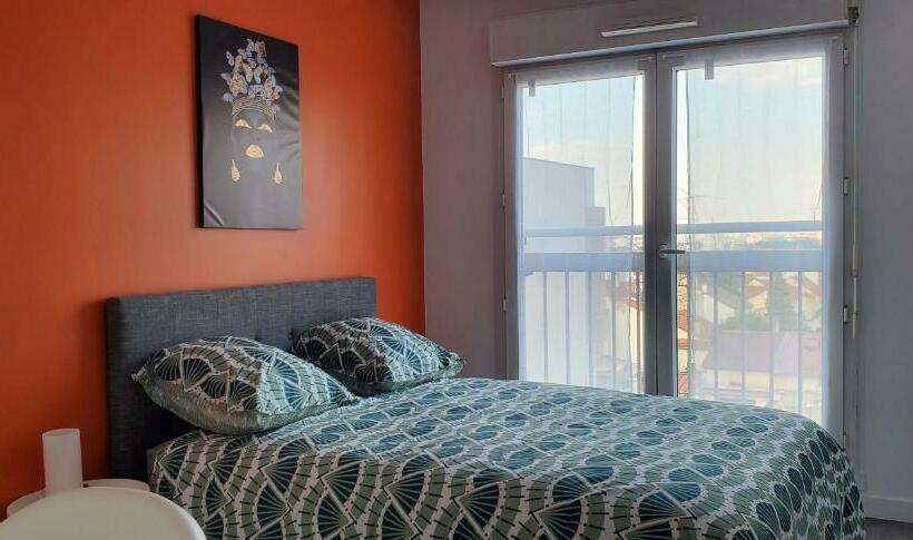 デラックスルーム, Charming Room With Shared Space Close To Paris   Chambres Confort Avec Espaces Partagés Proche De Pa