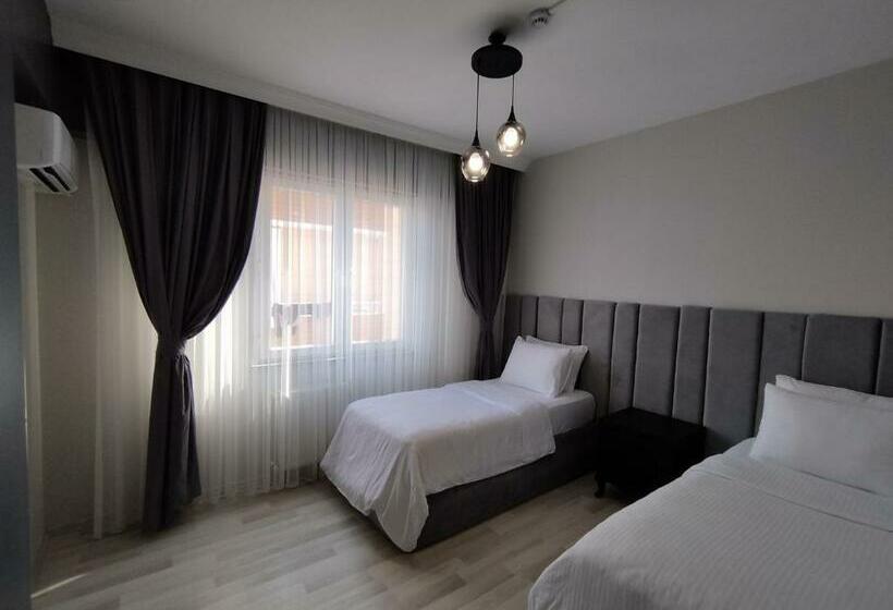 דירת חדר נוף לגינה, Pusula Motel