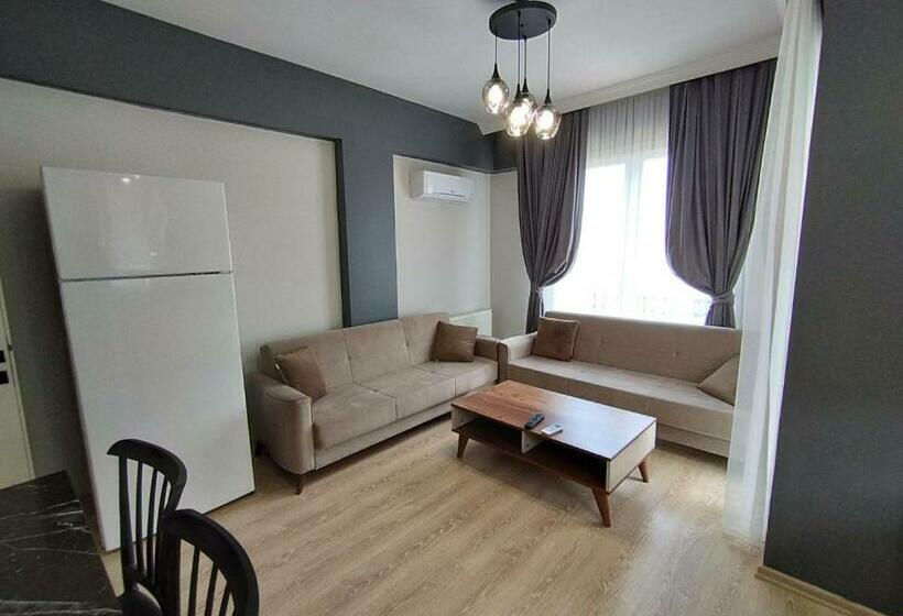 דירת חדר נוף לגינה, Pusula Motel