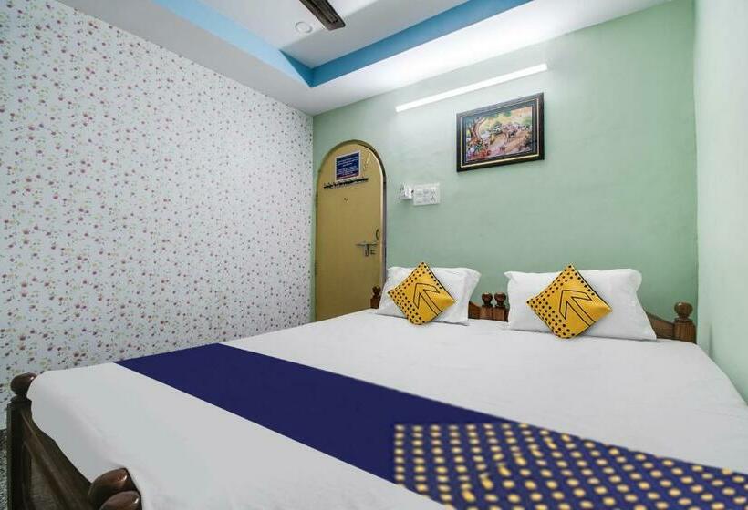 Трехместный Номер Классика, Spot On 81434 Hotel Omkar Vista