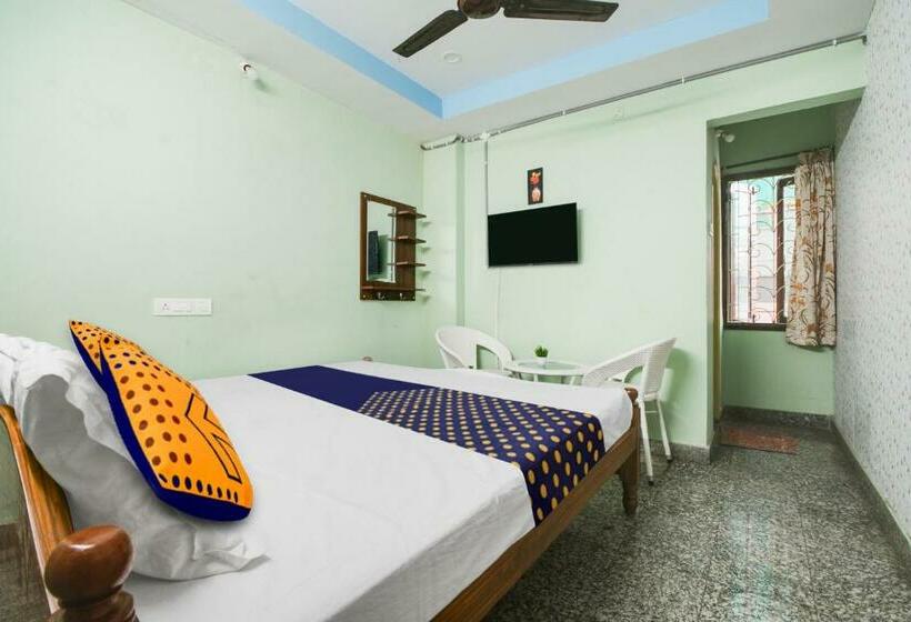 חדר קלאסי לשלושה, Spot On 81434 Hotel Omkar Vista