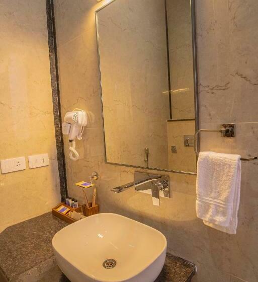 سوییت, Dhauladhar Heights Resort