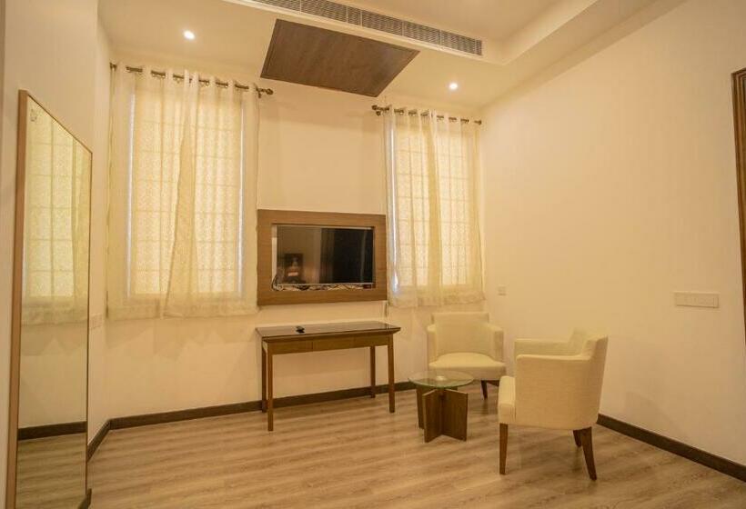 Люкс, Dhauladhar Heights Resort